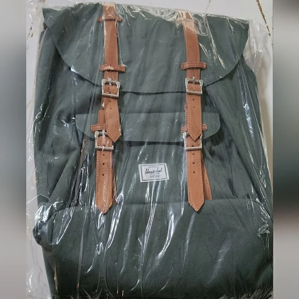 Herschel Supply Company keep your